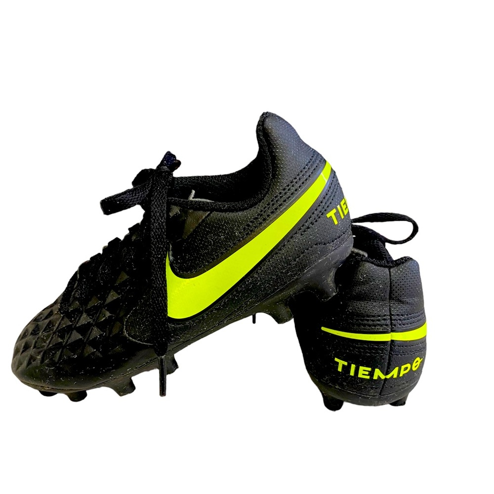 Nike Kids Tiempo Legend 8 Club FG Soccer Cleats